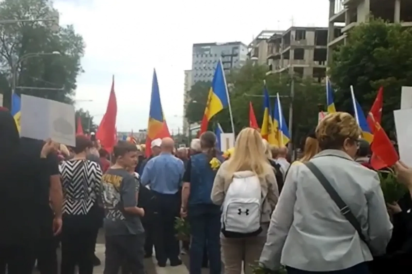 «Ищите другое место»: власти Молдавии запретили празднование Дня Победы на главной площади Кишинёва