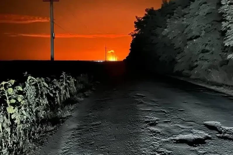 «Герани», «Кинжалы» и «Калибры»: Сразу два объекта нефтегазовой структуры Украины поражены ночью