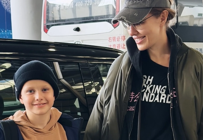 Ксения Собчак отметила день рождения сына Платона в Китае