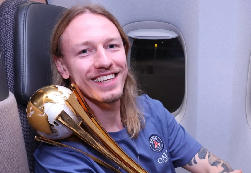 Российский футболист Матвей Сафонов стал первым вратарём в истории, который отразил четыре пенальти подряд