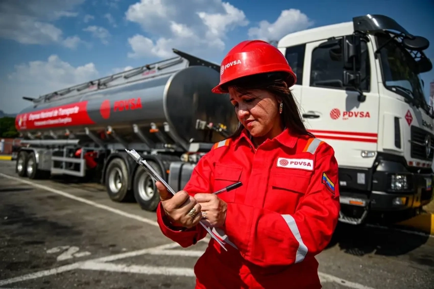 США намерены получить предназначавшуюся Китаю венесуэльскую нефть