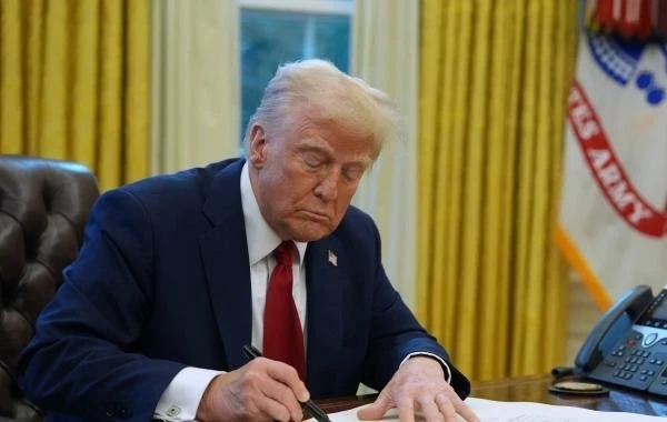 Трамп отменил тарифы на индийские товары в обмен на отказ от российской нефти