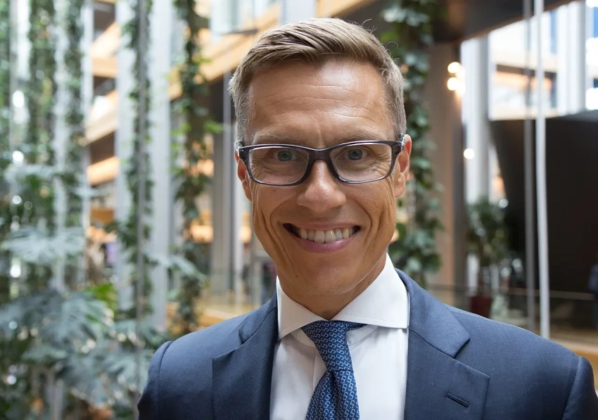 Стубб призвал Европу не соглашаться с Трампом и продолжать противостоять России