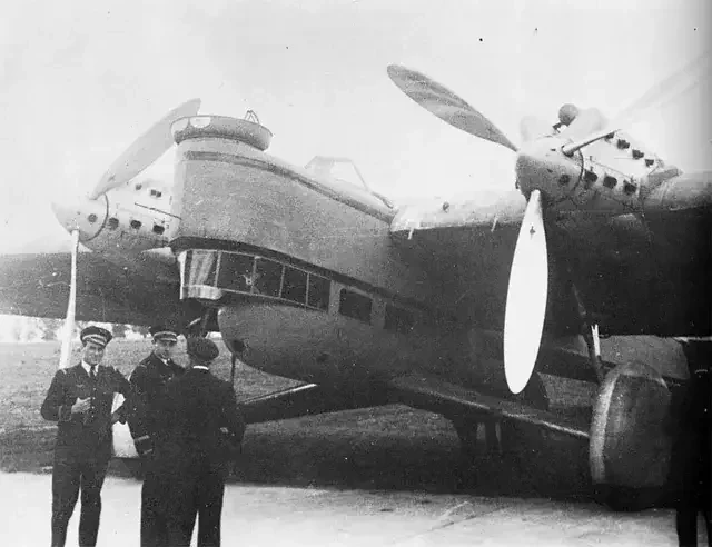  Amiot 143. Ночной автобус     