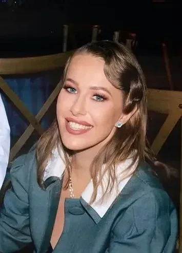 "Всё падает, но натурально". Ксения Собчак ответила на слухи о том, что она сделала подтяжку лица