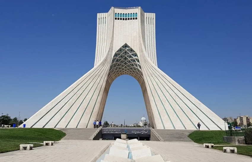 Тегеран не впечатлили угрозы Трампа и требования разблокировать Ормузский пролив