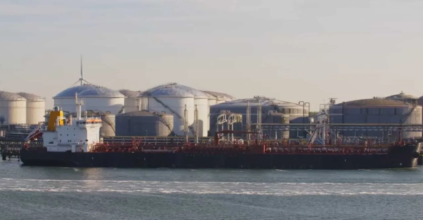 «Два с лишним потолка»: ограничение цен на российскую нефть перестало работать